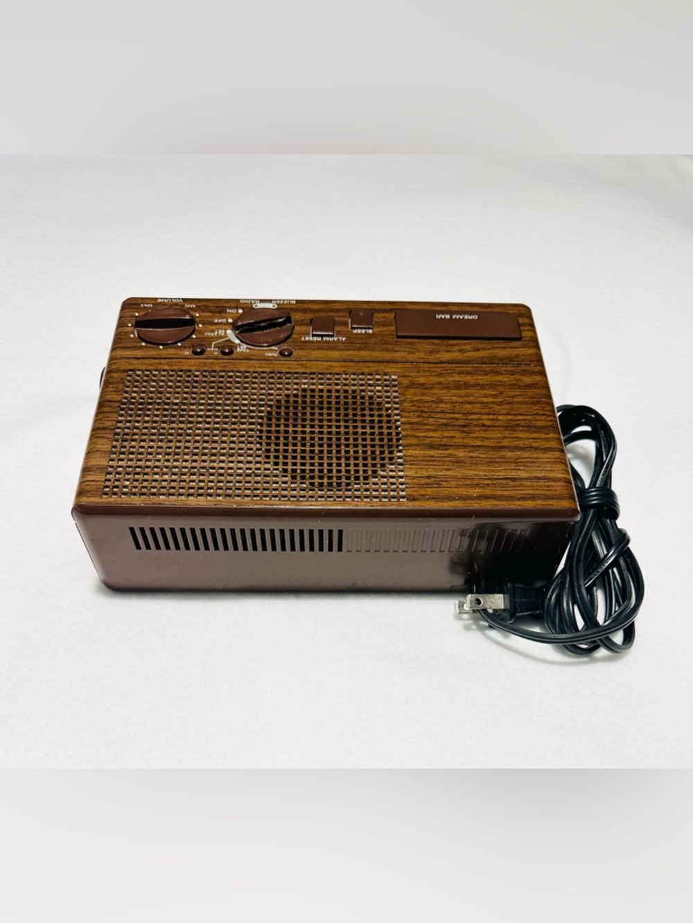 Sony Retro Mid Century Modern Dream Machine Simulated Wood Grain FM/AM “WORKS” - Picture 6 of 9
